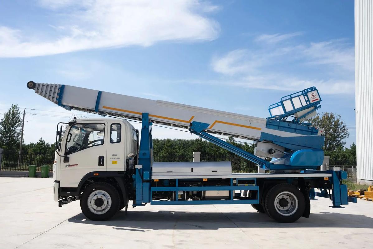 孟村县云梯上料车租赁费用